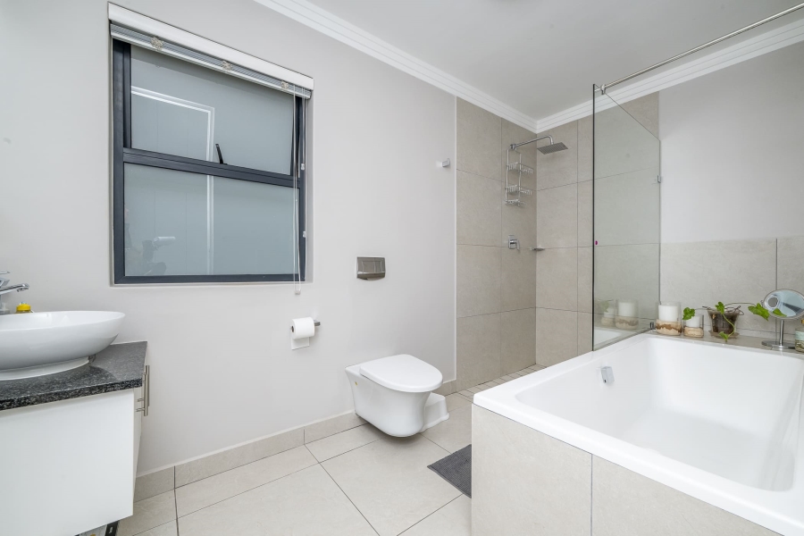 3 Bedroom Property for Sale in Protea Heights Western Cape